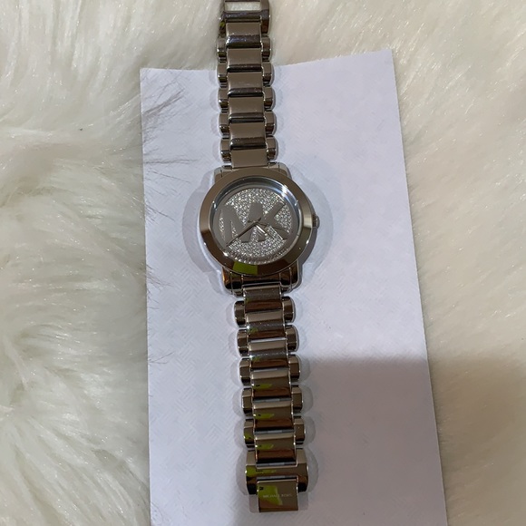 🌸MICHAEL KORS used in excellent condition. 💯 authentic with box. - Picture 10 of 10
